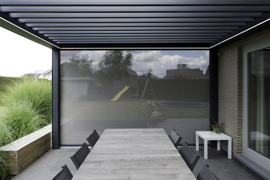Pergola mit Textilwand